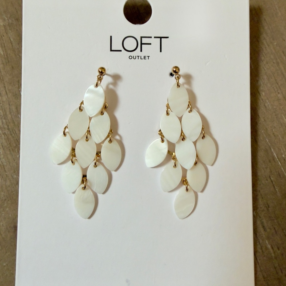 LOFT White Tiered Petal Drop Earrings NWT Gold Bridal Coastal Chic